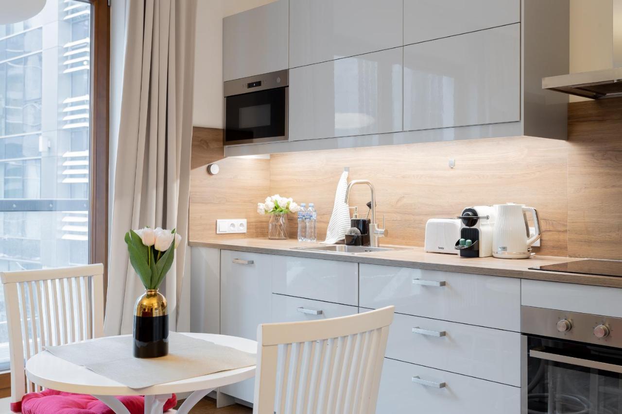 Golden Apartments Warsaw - Big Apartment In Luxury Building Near Metro Station-Grzybowska 85-5 エクステリア 写真