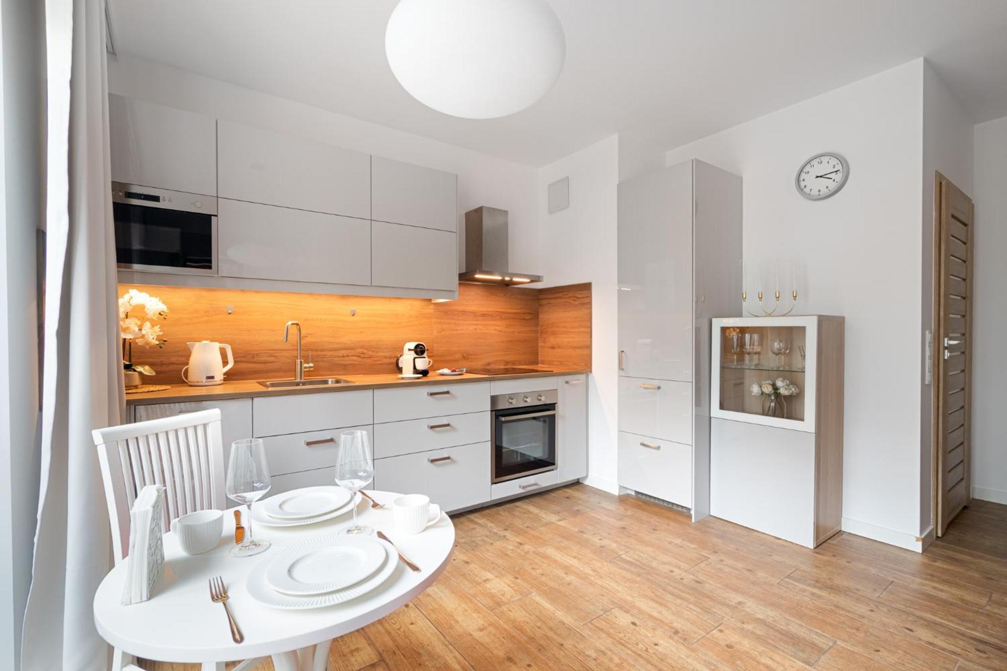Golden Apartments Warsaw - Big Apartment In Luxury Building Near Metro Station-Grzybowska 85-5 エクステリア 写真